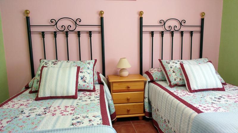 Apartamentos La Flor San Martin de Moncayo ภายนอก รูปภาพ