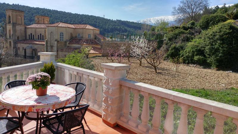 Apartamentos La Flor San Martin de Moncayo ภายนอก รูปภาพ